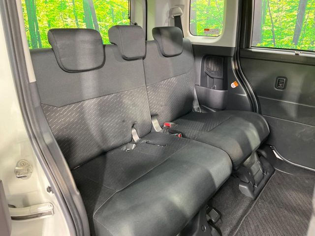 TOYOTA TANK 2018 Image 31