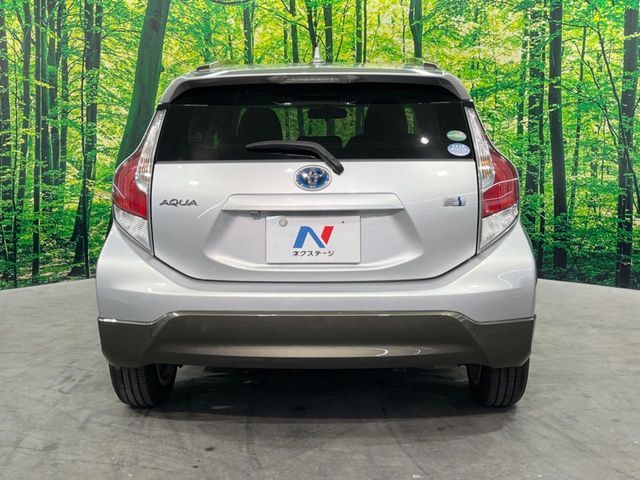 TOYOTA AQUA 2014 Image 31