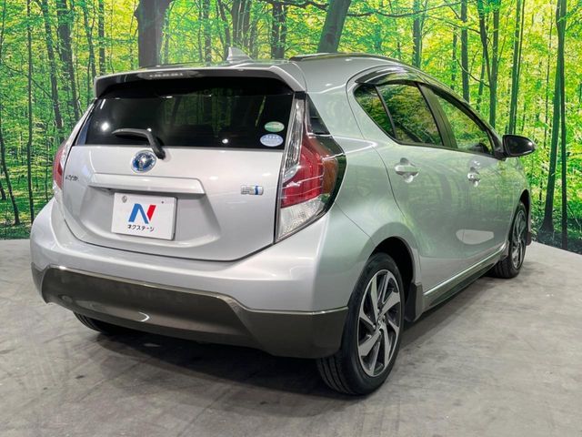 TOYOTA AQUA 2014 Image 31