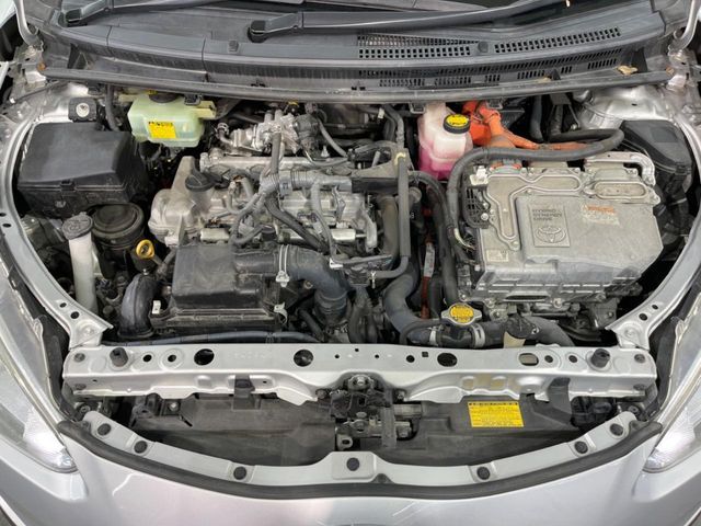 TOYOTA AQUA 2014 Image 31