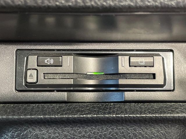 TOYOTA VOXY 2015 Image 31