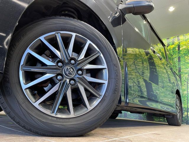 TOYOTA VOXY 2015 Image 31