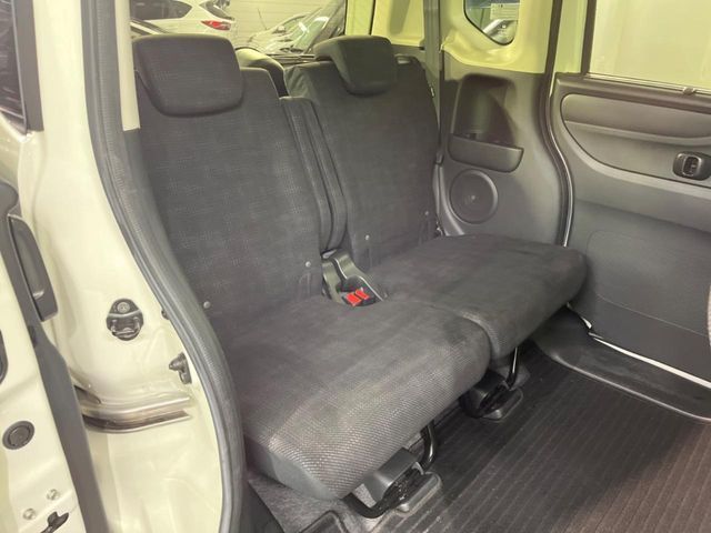 HONDA N BOX 2017 Image 31
