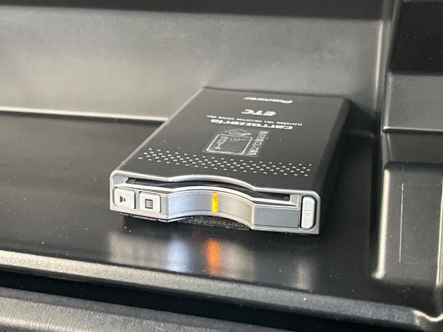 TOYOTA PRIUS 2014 Image 31