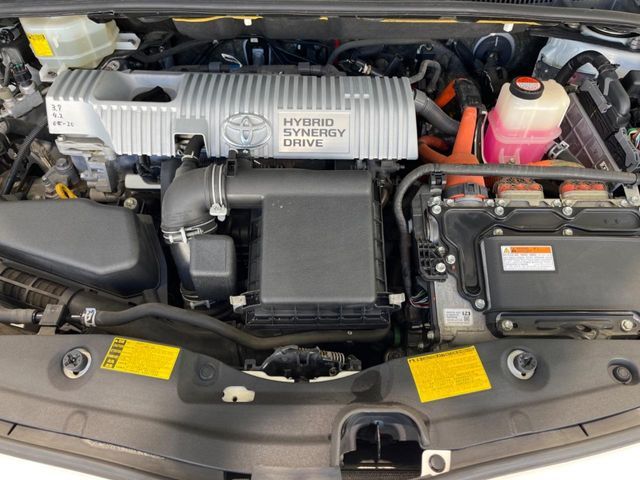 TOYOTA PRIUS 2014 Image 31