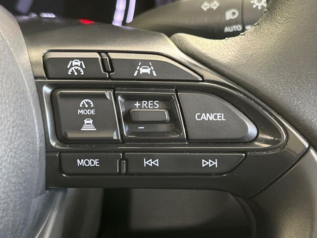 TOYOTA YARIS CROSS HYBRID 2025 Image 31