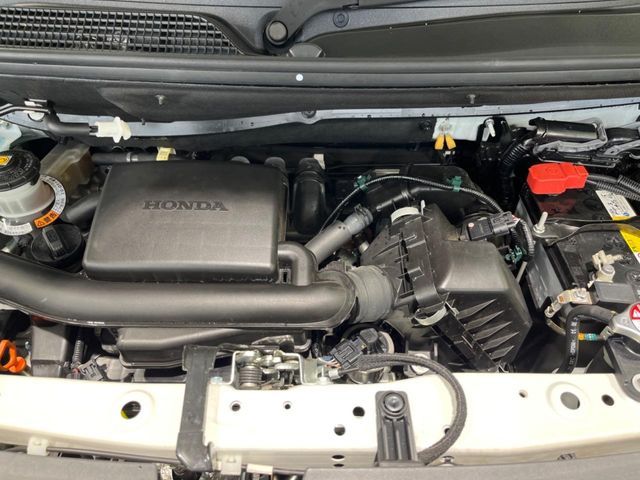 HONDA N BOX 2022 Image 31