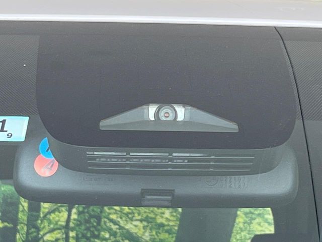 TOYOTA VOXY HYBRID 2022 Image 31