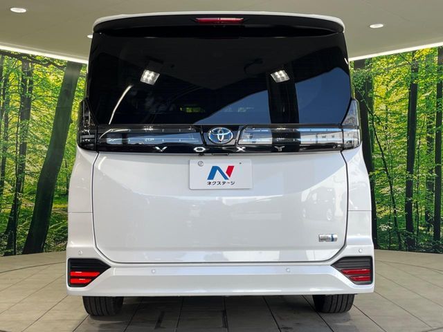 TOYOTA VOXY HYBRID 2022 Image 31