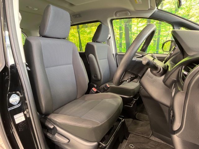 TOYOTA NOAH 2019 Image 31