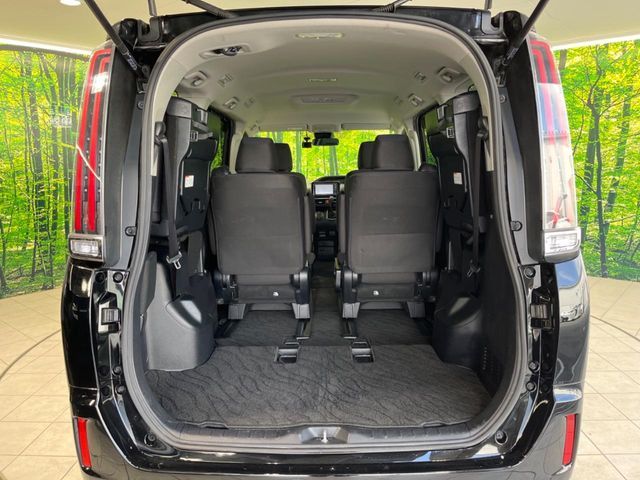 TOYOTA NOAH 2019 Image 31