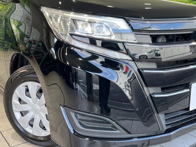 TOYOTA NOAH 2019 Image 31