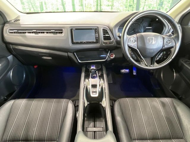 HONDA VEZEL HYBRID 2017 Image 31