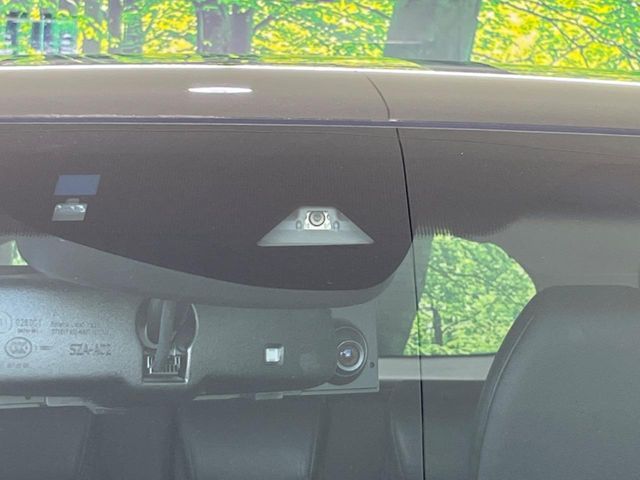 HONDA VEZEL HYBRID 2017 Image 31