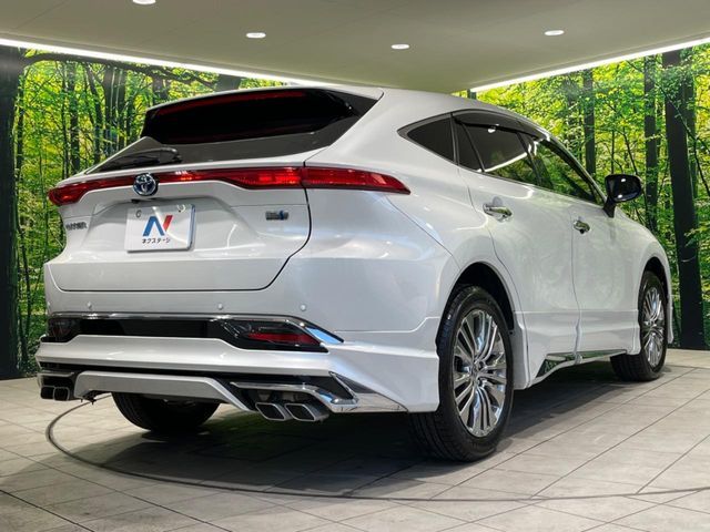 TOYOTA HARRIER HYBRID 2023 Image 31