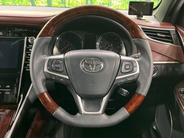 TOYOTA HARRIER 2WD 2017 Image 31