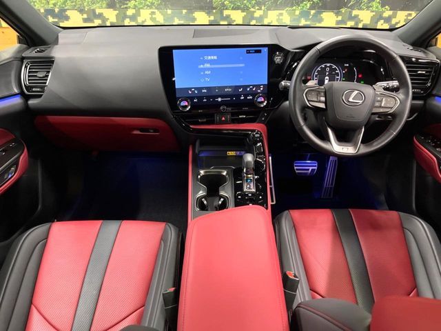 TOYOTA LEXUS NX350H 2024 Image 31