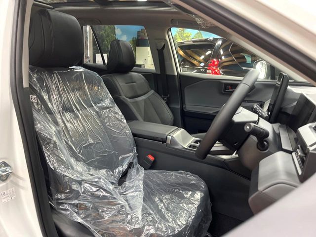 TOYOTA RAV4 HYBRID 4WD 2026 Image 31