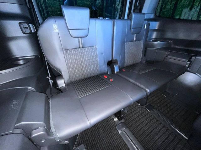 TOYOTA NOAH HYBRID 4WD 2025 Image 31