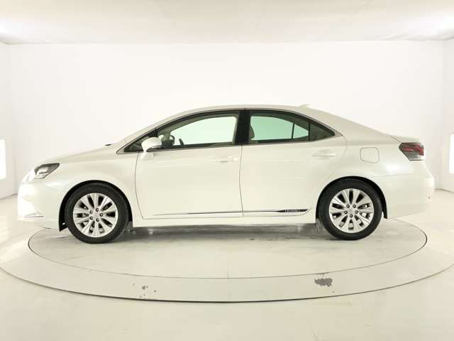 TOYOTA LEXUS HS250H 2017 Image 31