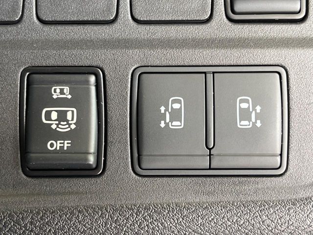 NISSAN SERENA  S-HYBRID 2022 Image 31