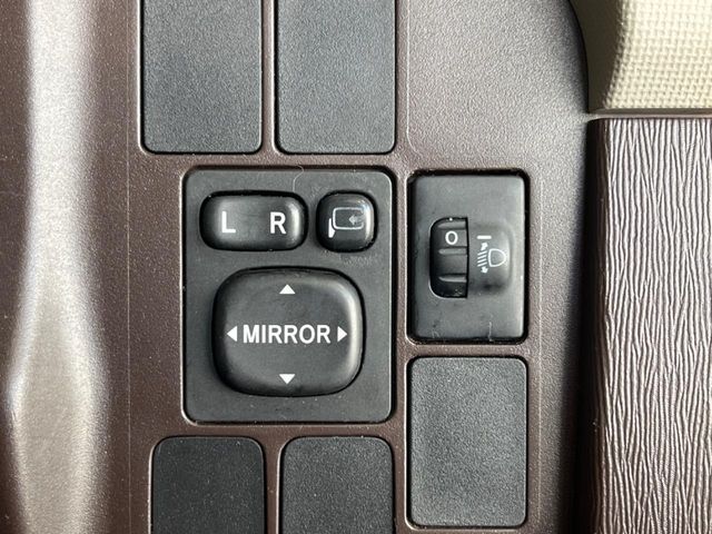 TOYOTA PASSO 2010 Image 31