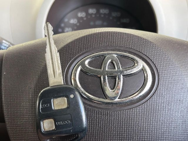 TOYOTA PASSO 2010 Image 31