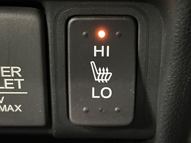 HONDA N BOX CUSTOM 2017 Image 31