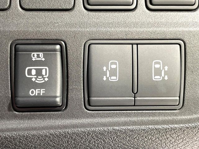 NISSAN SERENA  S-HYBRID 2018 Image 31