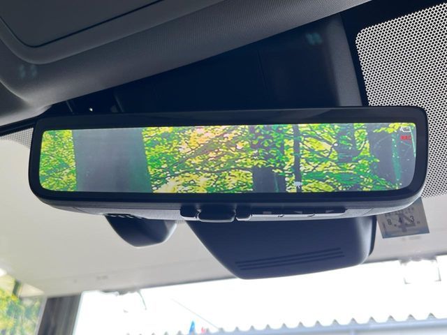 TOYOTA RAV4 HYBRID 4WD 2023 Image 31