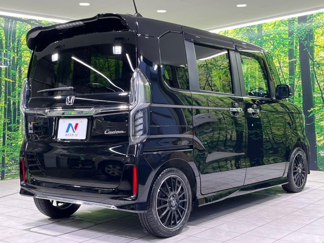 HONDA N BOX CUSTOM 2021 Image 31