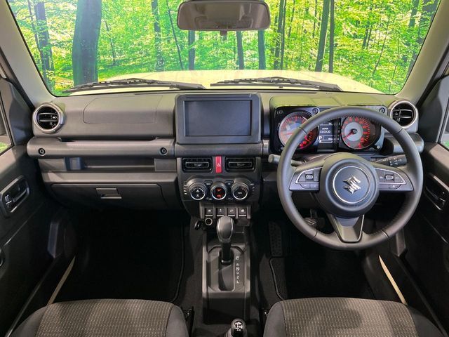 SUZUKI JIMNY NOMADE 2025 Image 31