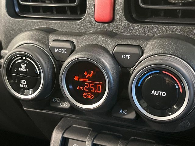 SUZUKI JIMNY NOMADE 2025 Image 31