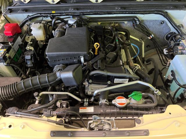 SUZUKI JIMNY NOMADE 2025 Image 31