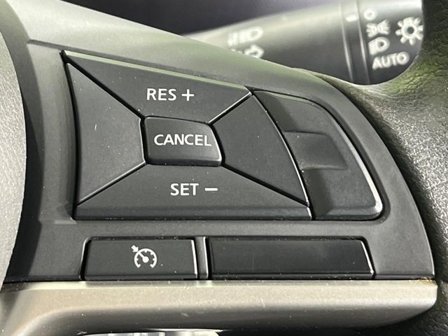 NISSAN SERENA  S-HYBRID 4WD 2017 Image 31