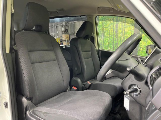 NISSAN SERENA  S-HYBRID 4WD 2017 Image 31