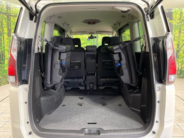 NISSAN SERENA  S-HYBRID 4WD 2017 Image 31