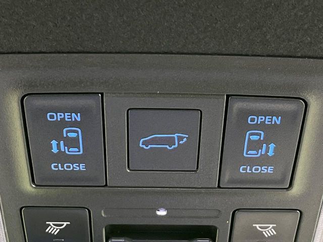 TOYOTA VOXY 4WD 2026 Image 31