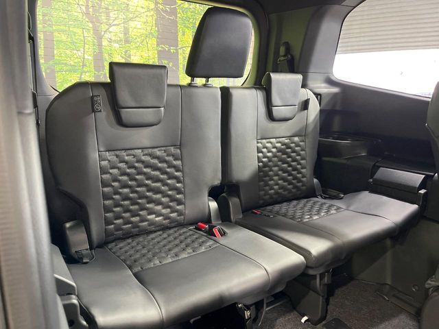 TOYOTA VOXY 4WD 2026 Image 31