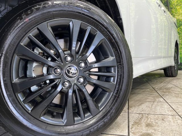 TOYOTA VOXY 4WD 2026 Image 31