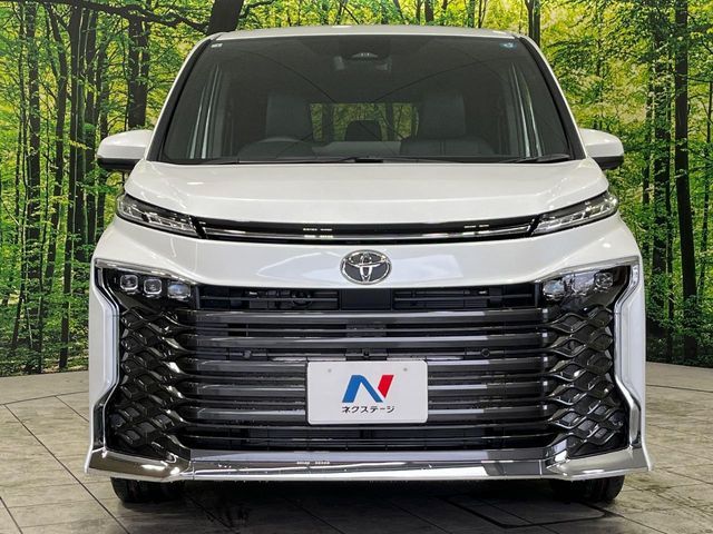 TOYOTA VOXY 4WD 2026 Image 31