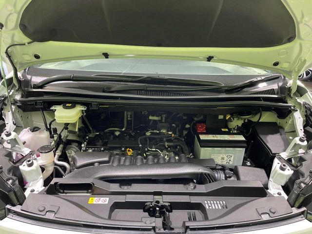 TOYOTA VOXY 4WD 2026 Image 31