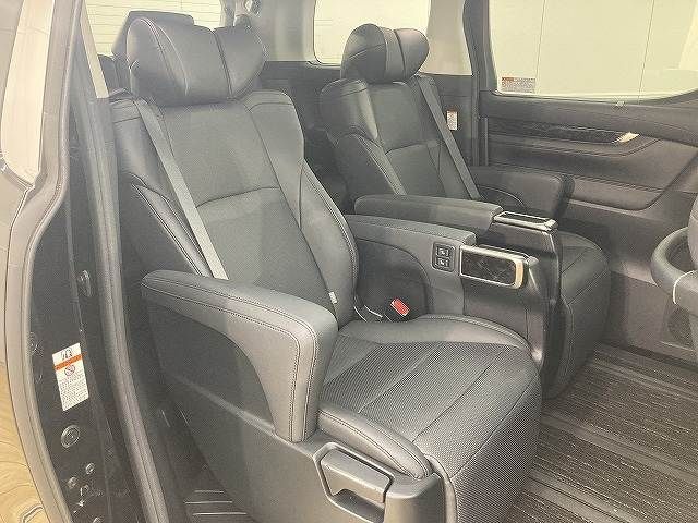 TOYOTA ALPHARD 2021 Image 31