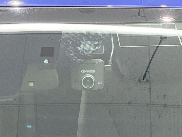 TOYOTA PRIUS 2016 Image 31