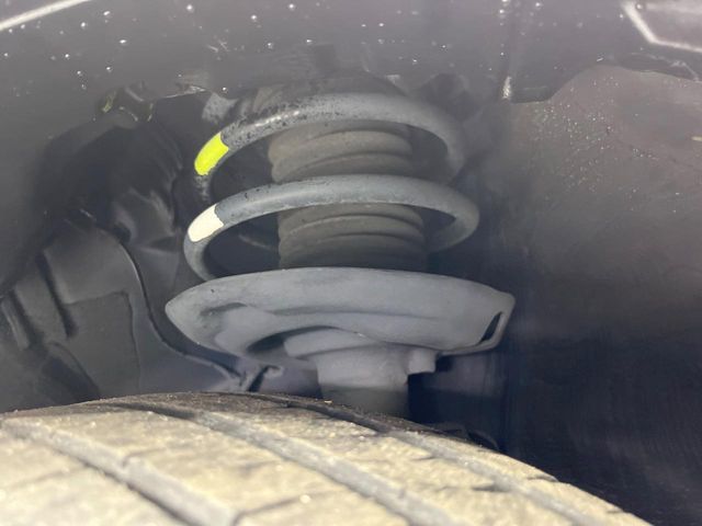 TOYOTA PRIUS 2016 Image 31