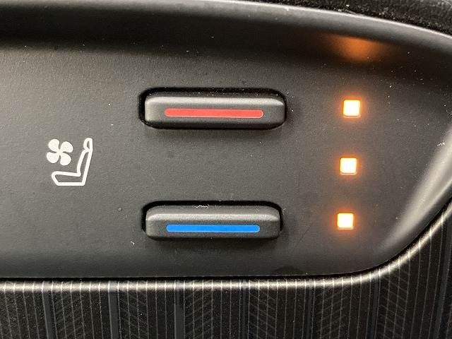 TOYOTA HARRIER HYBRID 2020 Image 31