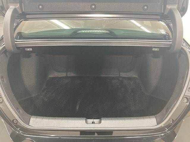 HONDA INSIGHT SEDAN 2019 Image 31