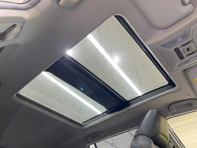 TOYOTA RAV4 HYBRID 4WD 2023 Image 31