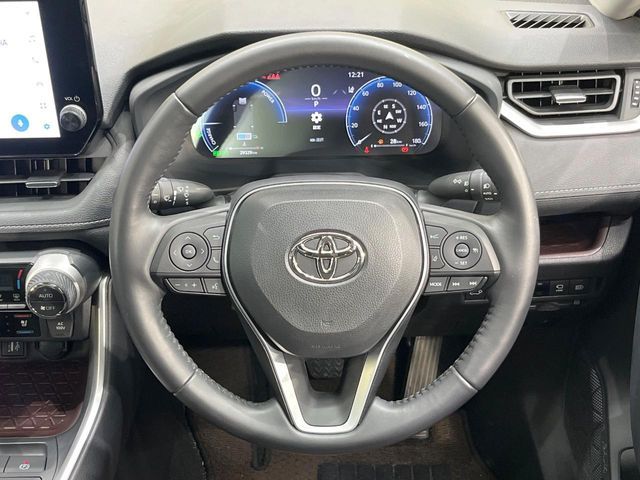 TOYOTA RAV4 HYBRID 4WD 2023 Image 31