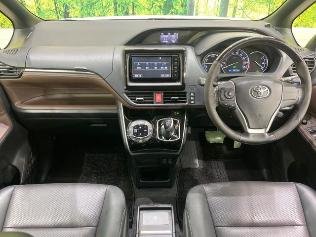 TOYOTA ESQUIRE HYBRID 2015 Image 31